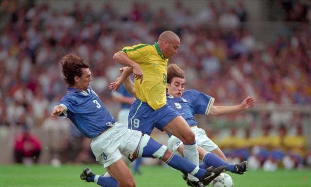 对AC米兰 对AC米兰