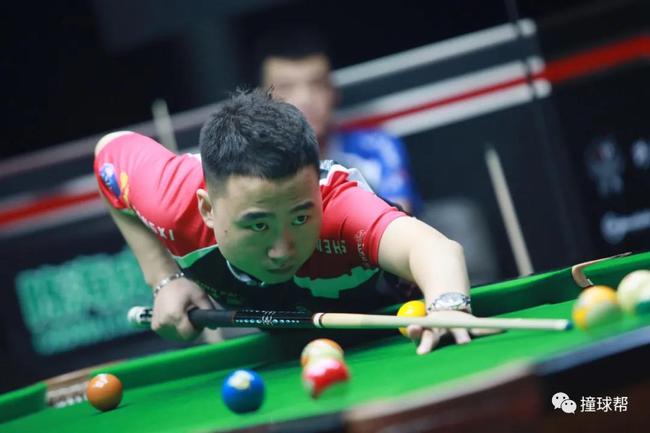 但她在训练 但她在训练